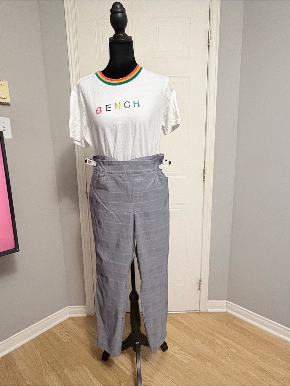 Calvin Klein Gray & Black Plaid Leggings – Size XL (can fit 38-42” waist)
